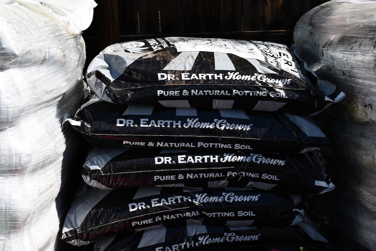 Dr. Earth Home Grown Potting Soil